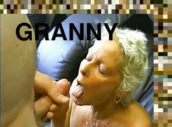 Granny needs to remember how cock sucking is being done