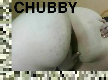 Chubby slut shows her big caboose for the web camera