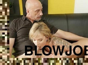 papa, masturbation, vieux, chatte-pussy, fellation, ados, blonde, fantaisie, plus-agée, attrapée