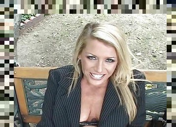 en-plein-air, milf, point-de-vue, blonde, méchant, cougar, réalité, putain