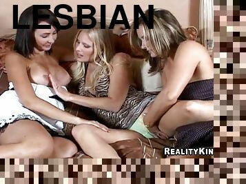 Three hot lesbians get together to make lesbian love