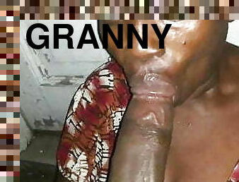 Granny blowjob 