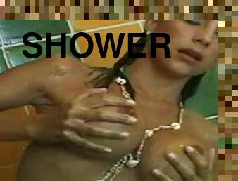 An Amazing Shower With The Kinky Babe Erika Michelle Barre