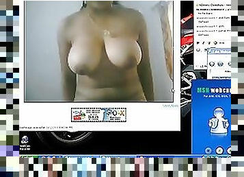 Indian Girl Shows Her Big Boobs In Front Of A Web Cam