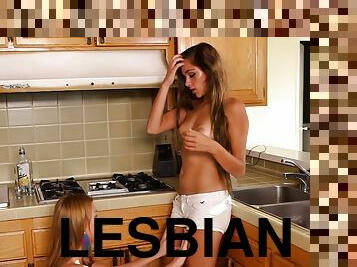 חתיכות, לסבית-lesbian, נוער, מטבח, חרמןנית