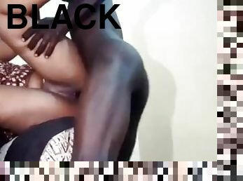 Black couple on dirty discreet fuck in sitting room