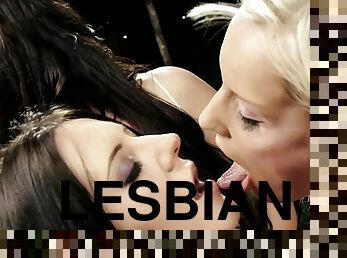Closeup video of Jordan Pryce having amazing lesbian threesome