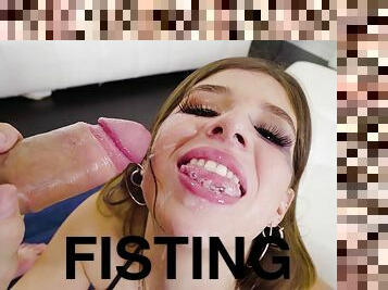 Closeup POV video of pretty Isabel Moon getting rough mouth fucked