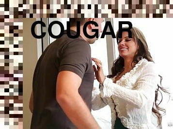 Cougar Slut Gives Blowjob And Accepts Hard Cock In Her Cunny