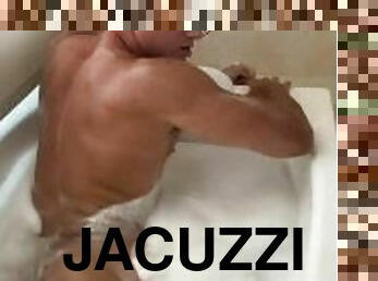 Carlos Effort Having fun on JACUZZI