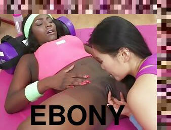 Curvy ebony gym fingered by Asian girlfriend in couple