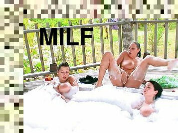 gros-nichons, en-plein-air, lesbienne, milf, fou, trio, assez, brunette