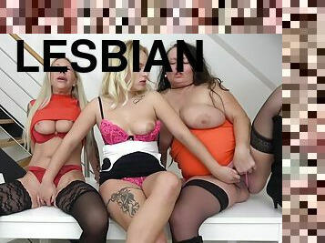 isot-tissit, vanha, remmidildo, lesbo-lesbian, milf, lelu, kolmisin, pitkät-sukat, blondi, vanhempi