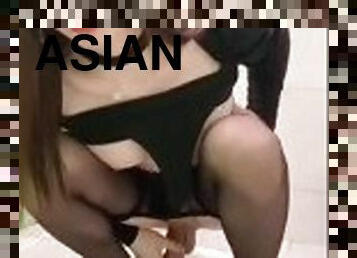 asiatique, collants, public, écolière, transsexuelle, ados, travesti, ladyboy, jupe-en-l’air, ejaculation