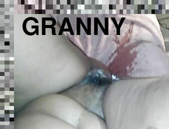 grand-mère, orgasme, chatte-pussy, giclée, ejaculation-sur-le-corps, ébène, granny, black, butin, ejaculation