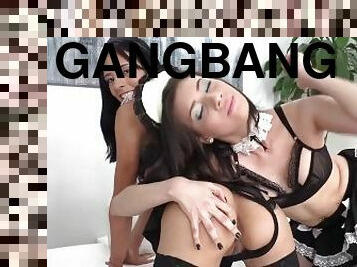 girfriends love asshole stretching by gangbang