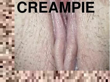 Pregnant creamy pussy