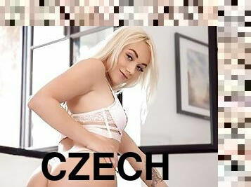 fajka, teenagerské, hardcore, pornohviezda, blondýna, české, realita, vták, malé-prsia