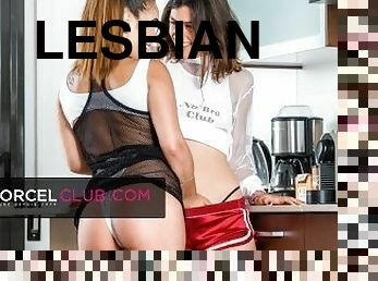 gros-nichons, masturbation, orgasme, chatte-pussy, maigre, babes, lesbienne, pornstar, française, doigtage