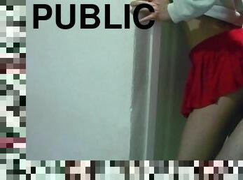 public, jupe-en-l’air, culotte, pom-pom-girl, exhibitionniste