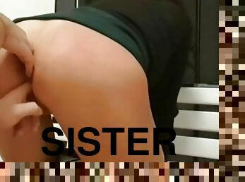 Step sister get 2 hands in her ass, all fingers inside SHE IS ENJOY WITH HER BROKE ANAL