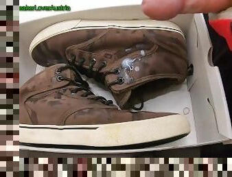 20 cumshots on Globe Motley skate shoes (slow motion version)
