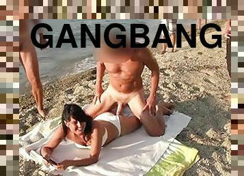 en-plein-air, ejaculation-sur-le-corps, milf, hardcore, compilation, gangbang, ejaculation-interne, plage, perverti