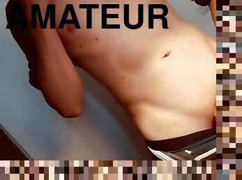 masturbation, amateur, ejaculation-sur-le-corps, énorme-bite, ados, gay, branlette, jeune-18, collège, ejaculation