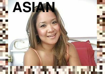 asiatique, masturbation, chatte-pussy, ados, doigtage, naturel, solo, rasé, trou-du-cul, tatouage