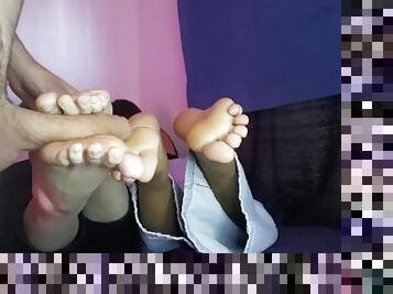 soles latin blonde and morena size 9s pies hermosos workship feet