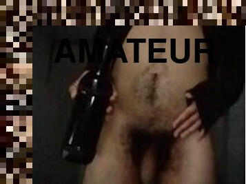 bouteille, énorme, pisser, amateur, maison, chambre-a-coucher, webcam, fétiche, solo