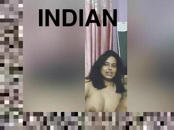 Sexy Indian Girl Sanjana Shows Her Boobs On Video Call Part 2
