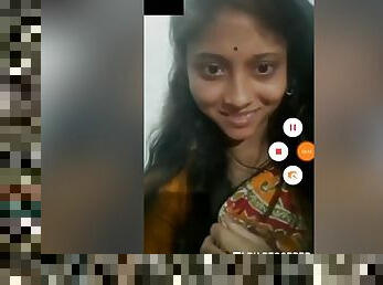 Today Exclusive- Sexy Bhabhi Shows Boobs On Video Call