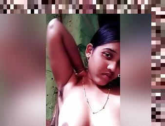 Today Exclusive- Sexy Desi Girl Record Her Nude Selfie Video For Lover Part 1