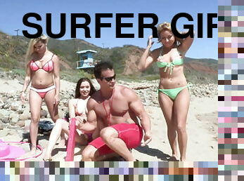 Surfer girls