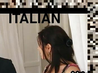 Italian brunette sells out to sell house!