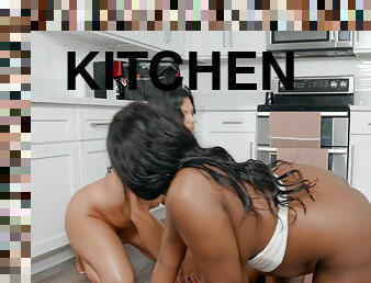 Kitchen threesome with hot Barbie Crystal and Mona Azar