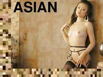 Asian teen with small tits masturbates solo and plays with her pussy