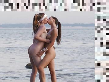 Outdoor lesbian pussy licking on the beach with hot chicks