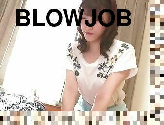 Iioka Kanako enjoys while giving her boyfriend a good blowjob