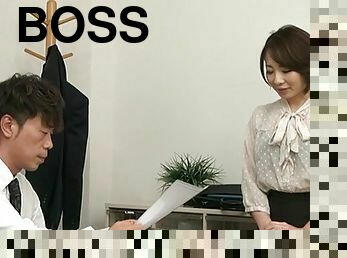 Narumiya Iroha moans while getting dicked by her dirty boss