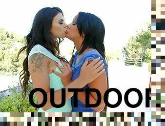 Outdoor FFM threesome with ravishing Billie Star and Nia Black