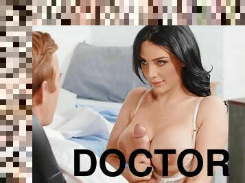 Kiki Daniels fucks doctor in his office