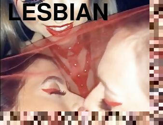 Lesbian threesome with kinky Abbie Maley and Riley Reid - HD