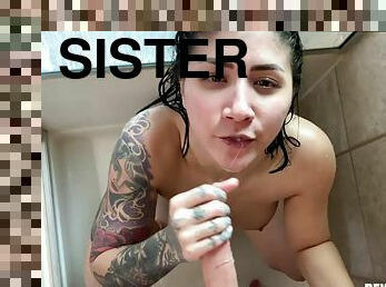 Showering with StepSister - POV blowjob with mouthful cumshot