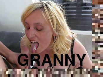 Horny granny wearing stockings receives cum in mouth - Lena