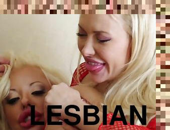 Summer Brielle and Courtney Taylor Lap Dance - lesbian love with 2 blonde cougars