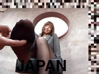 Kinky Japanese girl Suzu Tsubaki gives a footjob in POV video