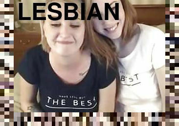 Lesbian teens masturbating and squirting on webcam