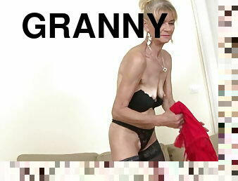 Sexy granny in stocking